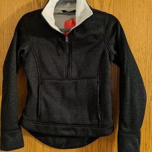 North face pullover